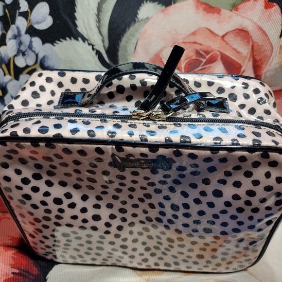 Kate Spade || Mindy Flamingo Dot Medium Cosmetic Case - Picture 2 of 12